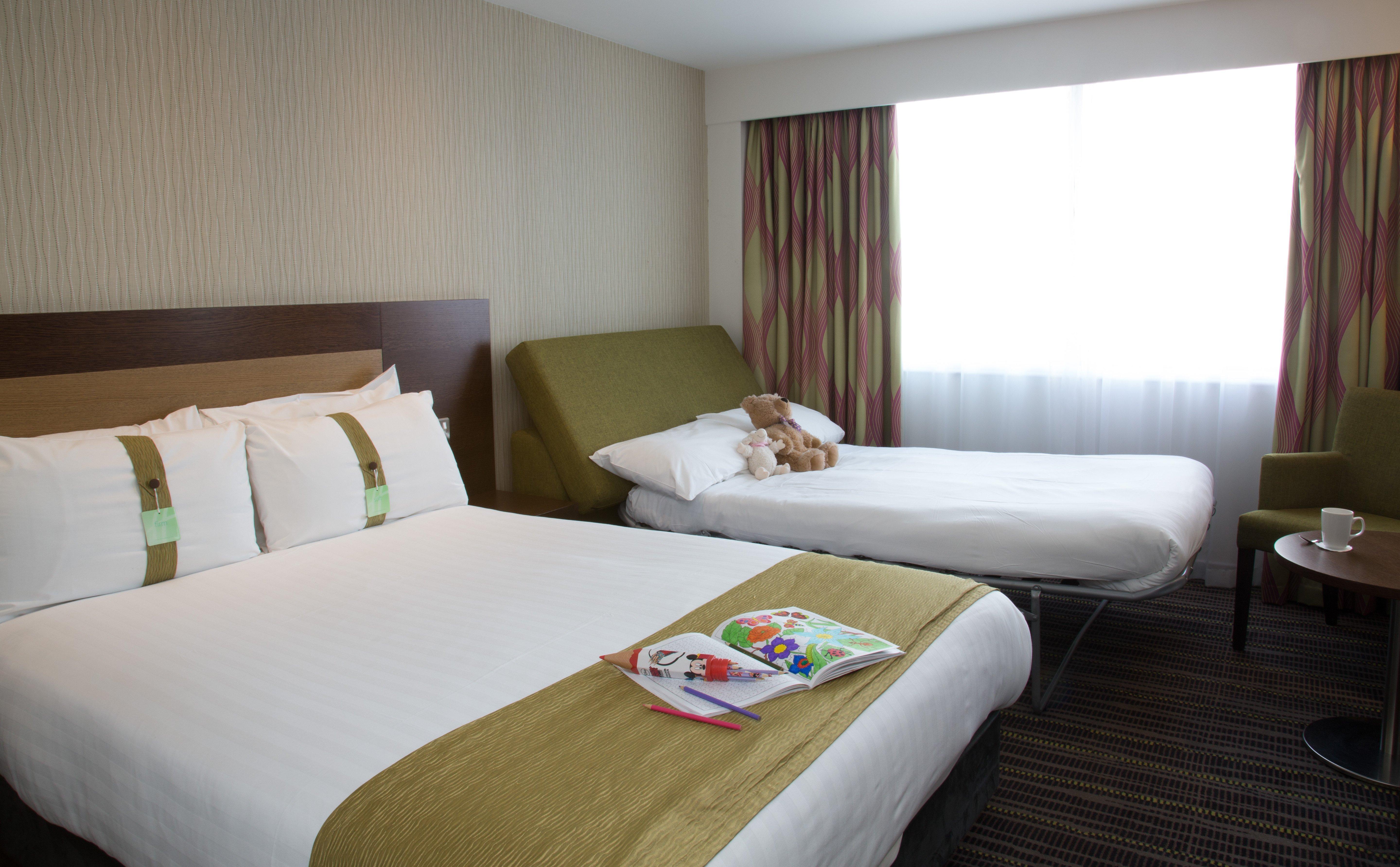 - Wembley Hotel 4*