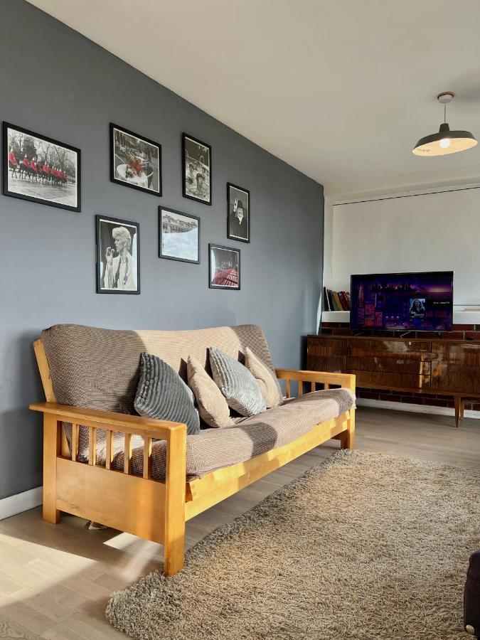 Abbey Road Apartment *