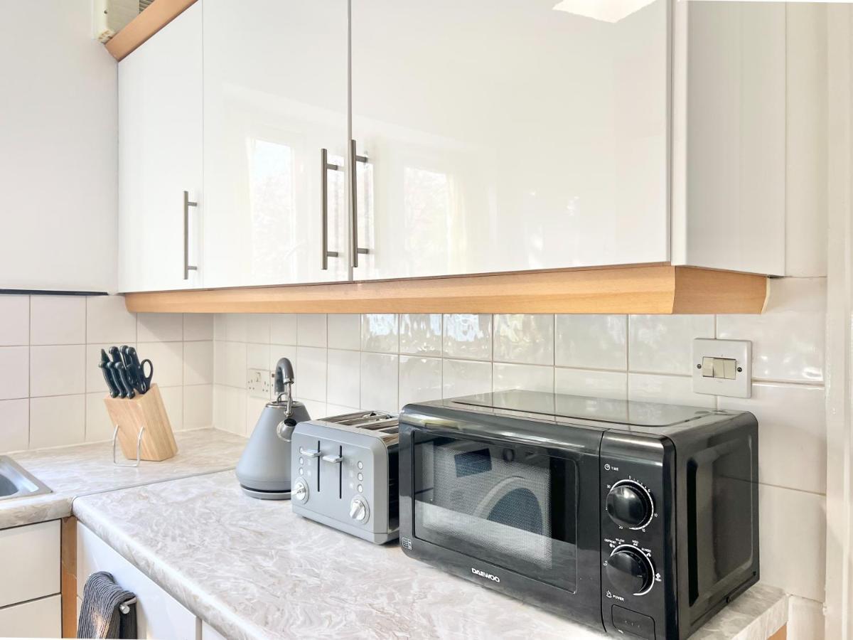 Last-minute Secure L Exclusive Deals On 2 Double Bedrooms - Weekly & Monthly - Sleeps 6 Lhofin Short Lets & Serviced Londres