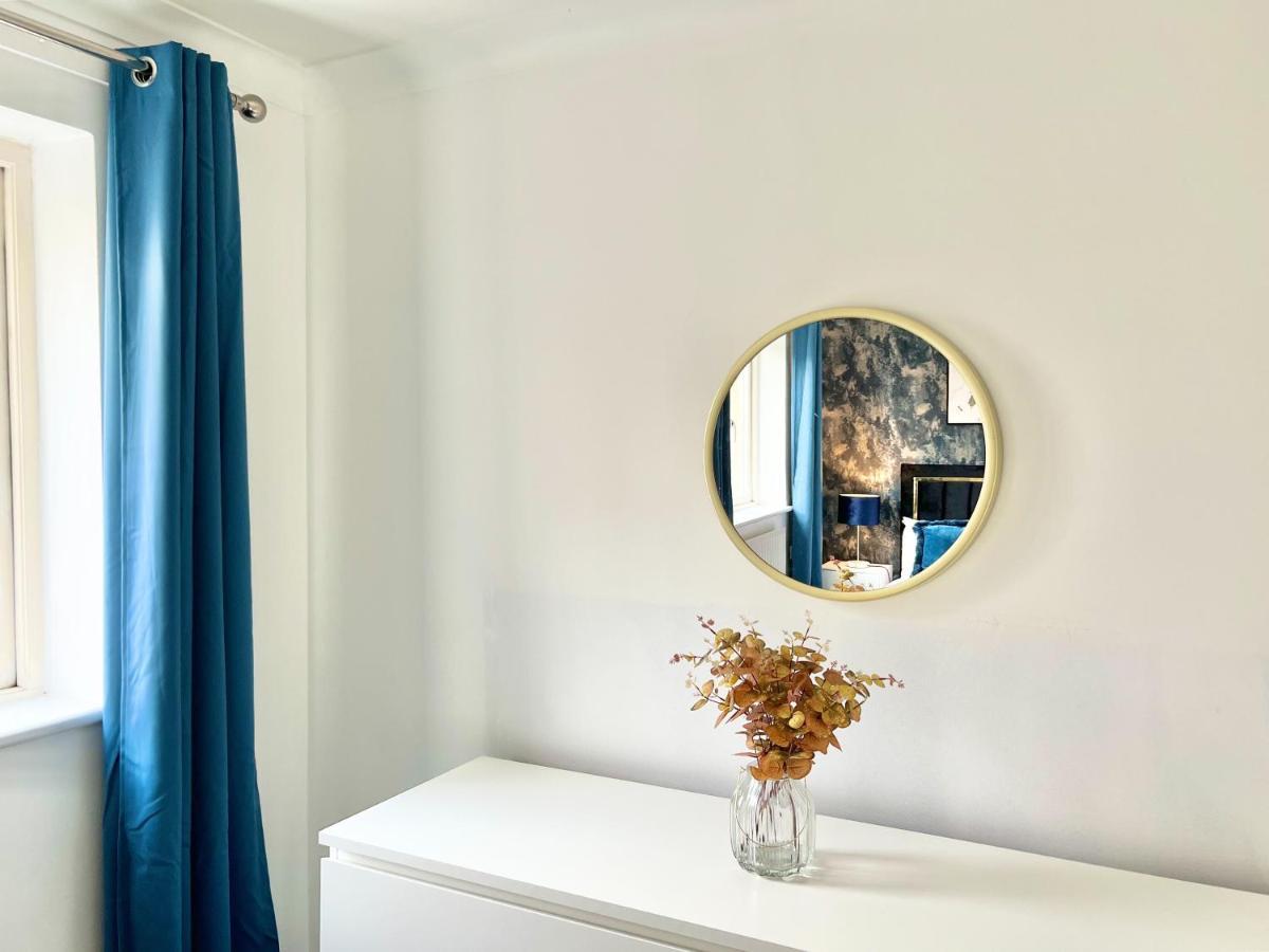 Last-minute Secure L Exclusive Deals On 2 Double Bedrooms - Weekly & Monthly - Sleeps 6 Lhofin Short Lets & Serviced Apartamento