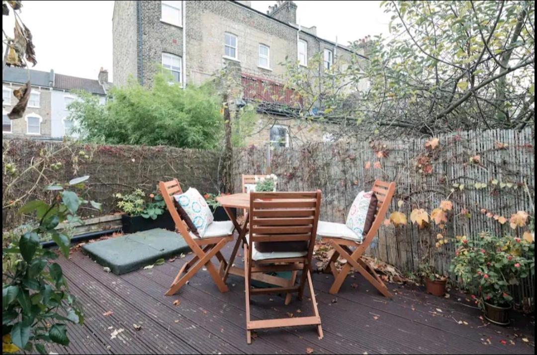 Stylish With Private Bath & Terrace In Super Clapham Junction Minutes From Victoria, Waterloo