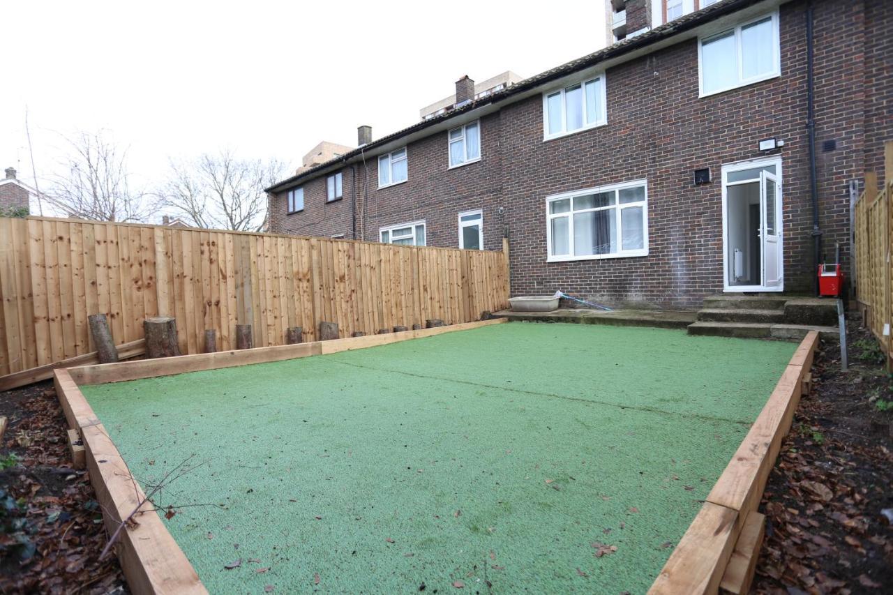 Abbeywood Station House Apartamento Londres