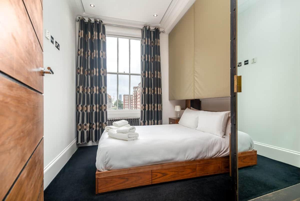 Award-winning Designer Londres