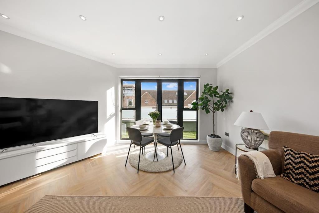 3bed Penthouse 10min To Wimbledon Tennis Courts Apartamento