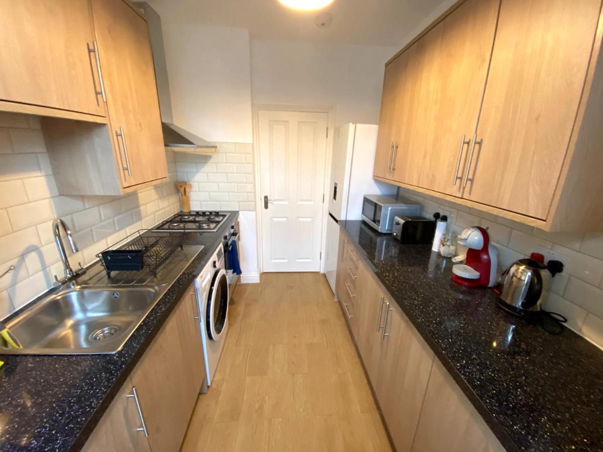 Apartment Spacious 1 Bedroom Flat In London