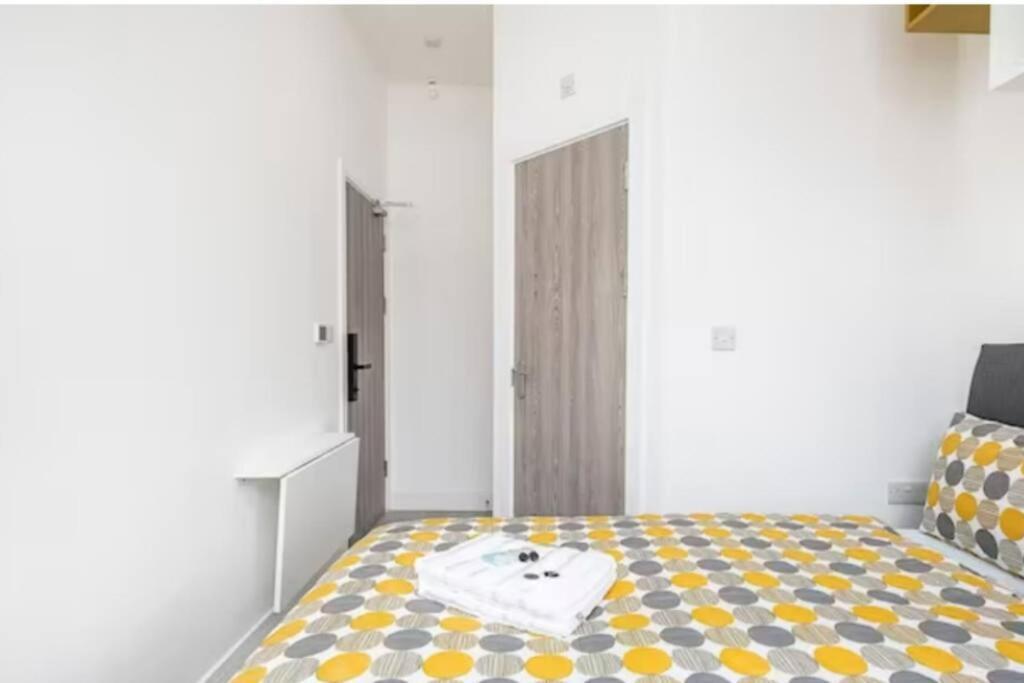 Appartement Boutique Modern For Two Near Tube And Bus Stations Londres
