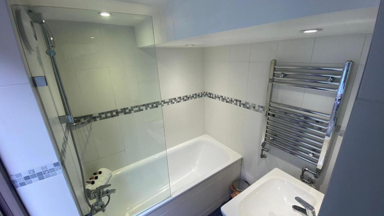 3 Notting Hill, Portobello Road-amazing Location! Londres
