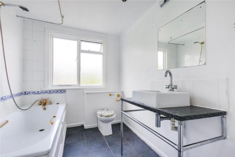Charming And Beautiful In Wandsworth * Londres