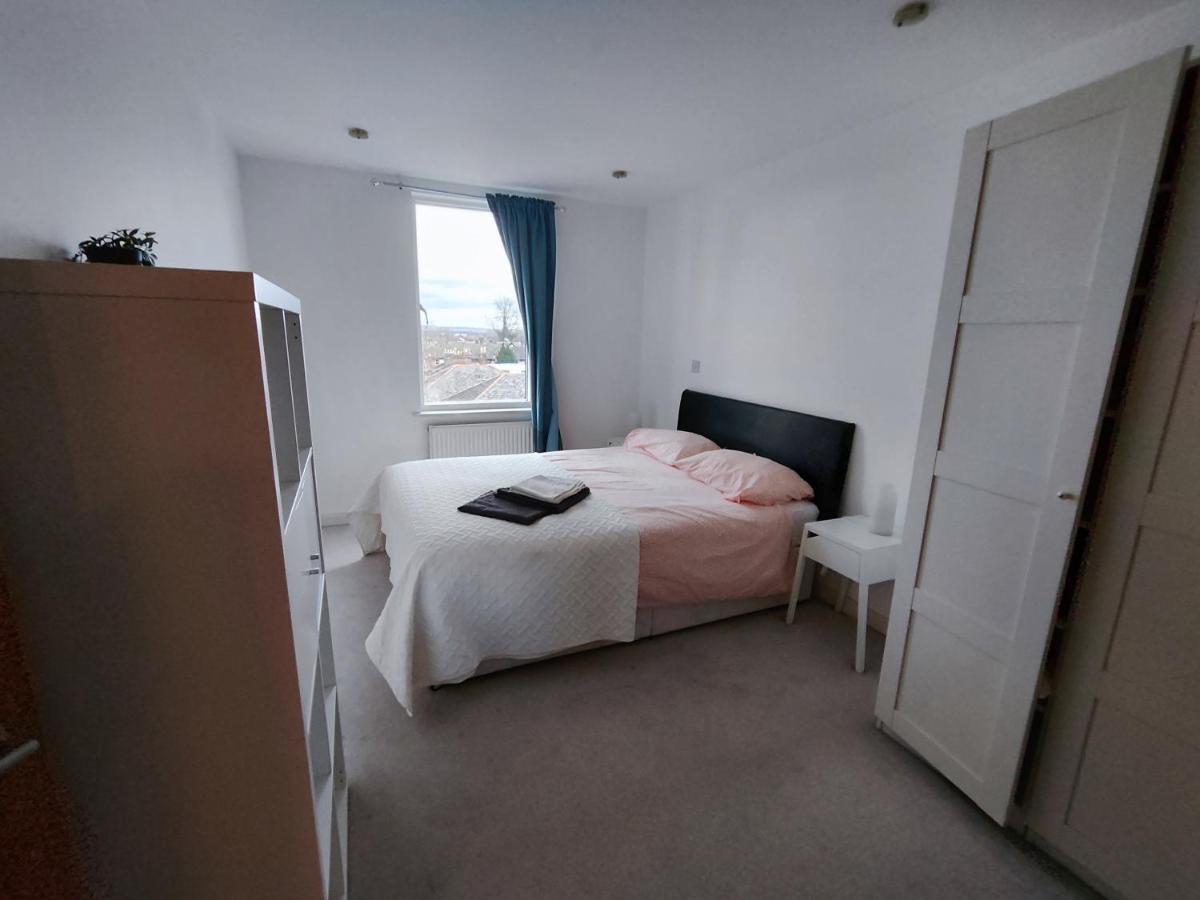 Spacious & Serene In Apartamento *