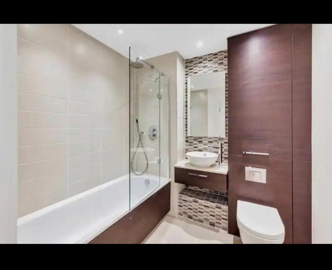 Luxurious 2 Bedroom In Canary Wharf Londres