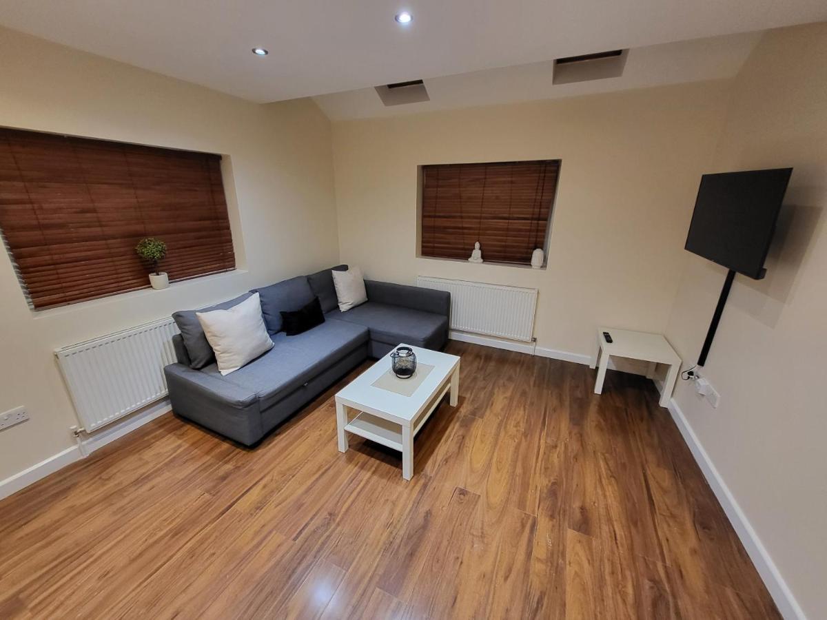 Apartamento Great Next To Tooting Bec Tube Station! Londres