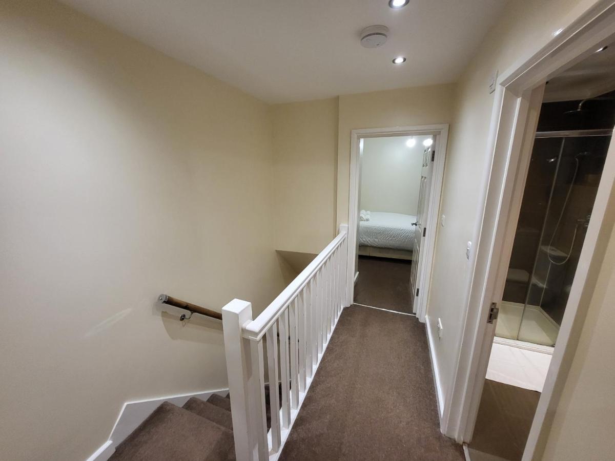 Great Next To Tooting Bec Tube Station! Apartamento Londres