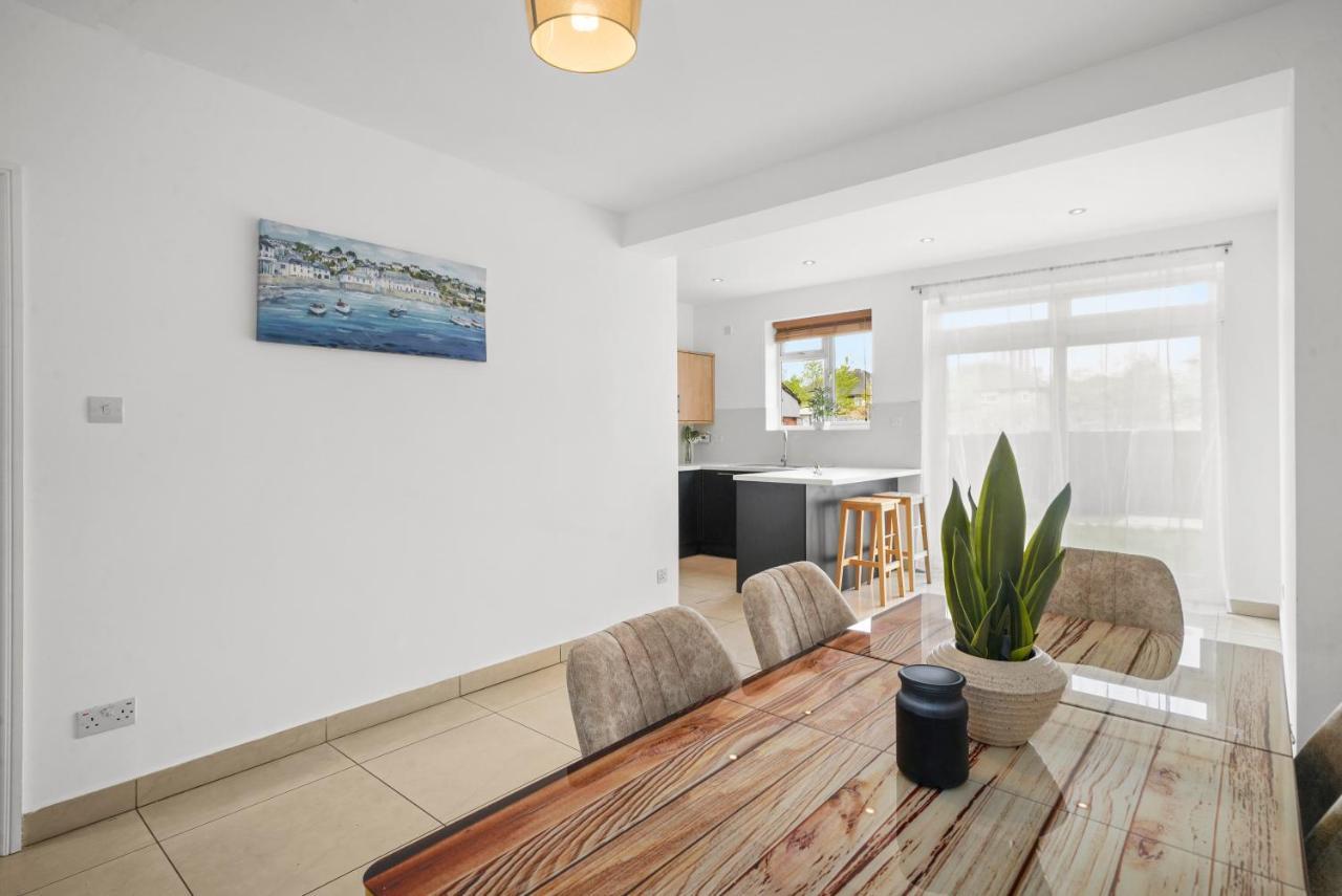 Hanger Lane Hububb Apartamento *