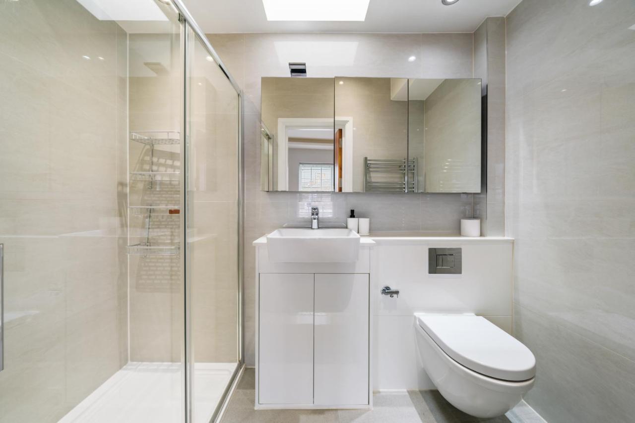 Modern 4 Bedroom Townhouse With Cinema In The Heart Of Se1 Ferienhaus