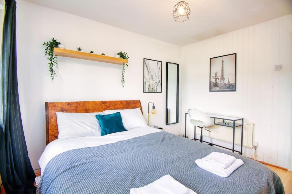 2 Bed Camden Mews Apartamento Londres
