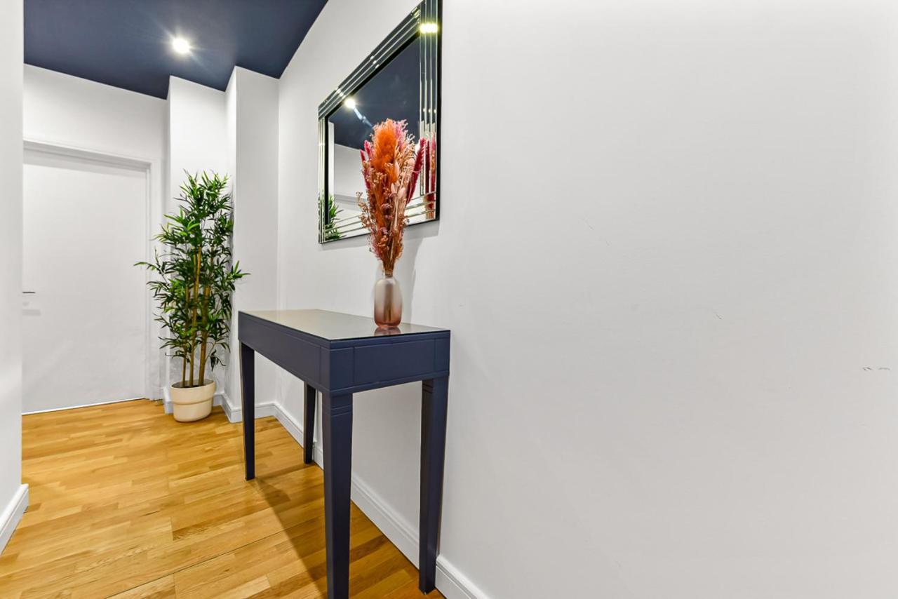 Appartement Spacious Contemporary 2 Bed Flat,