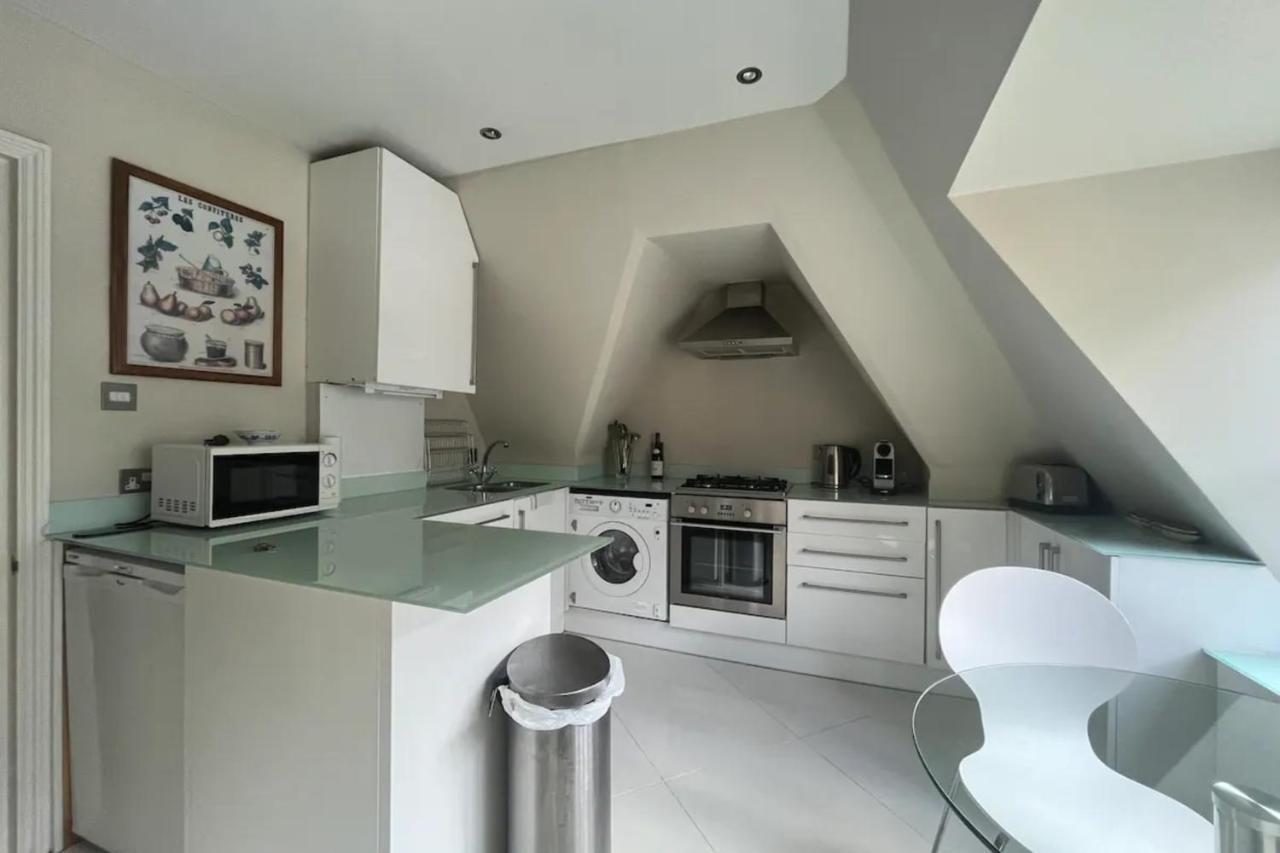 Modern Floor 2bd Flat - Kensington Londres