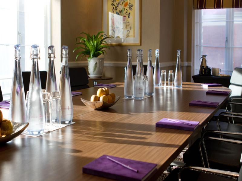 Hotel St. Ermin's Hotel, Autograph Collection 4*