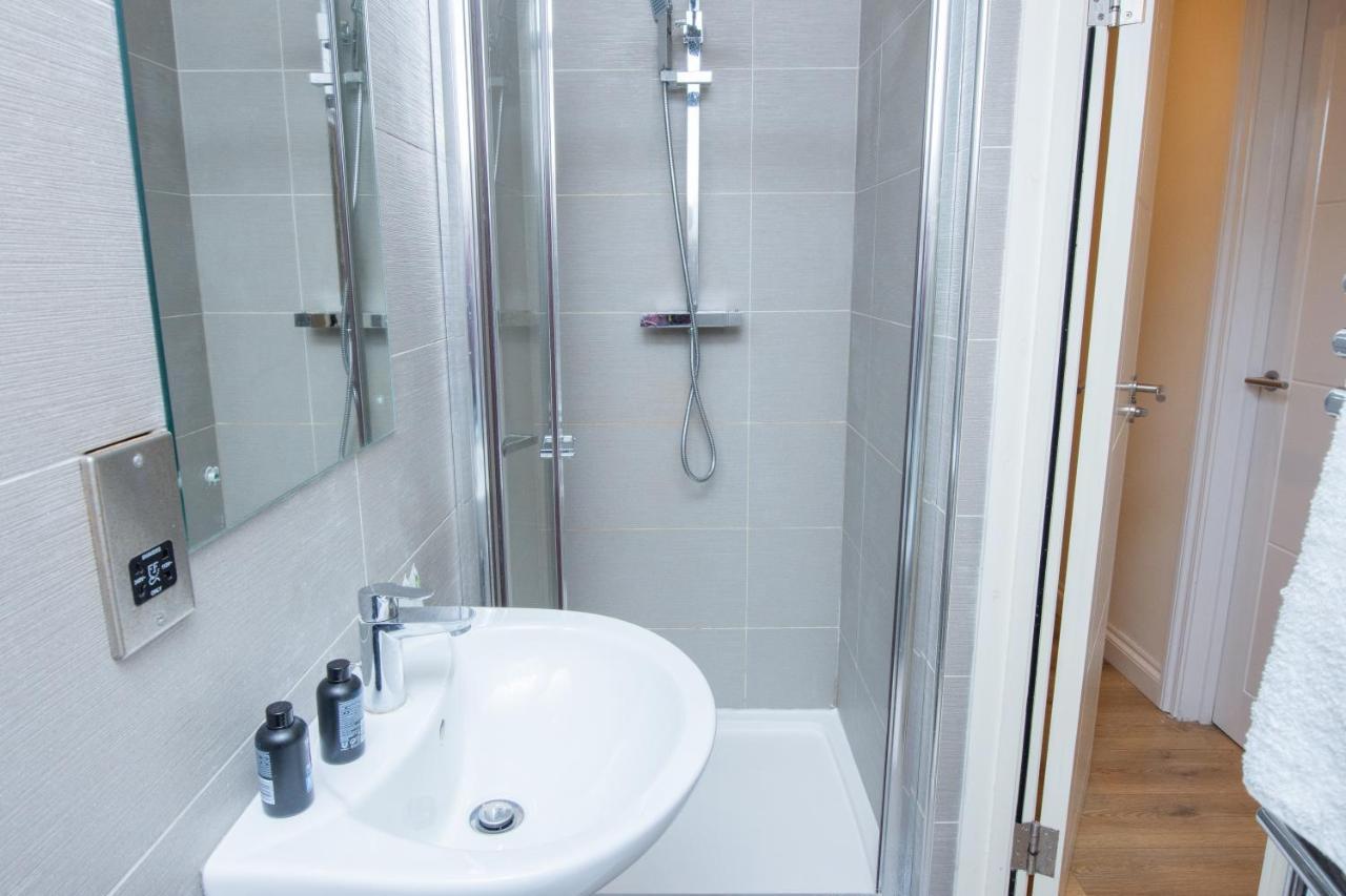 Apartment Evergreen Apartments-flat 5, *