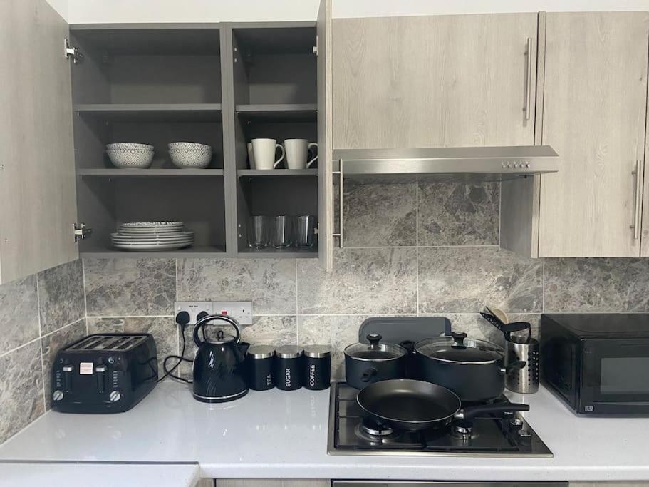 2 Bedroom Flat In Londres