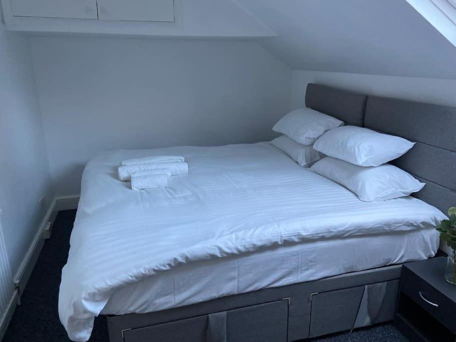 2 Bedroom Flat In Appartement