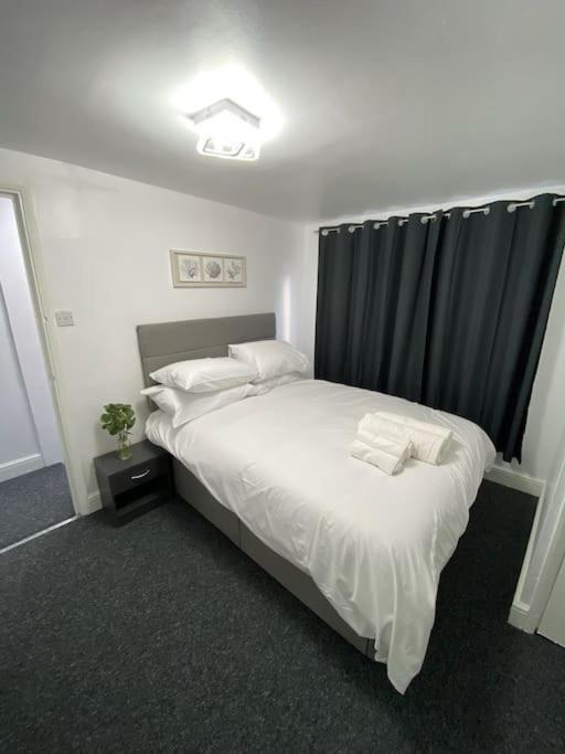 2 Bedroom Flat In Appartement