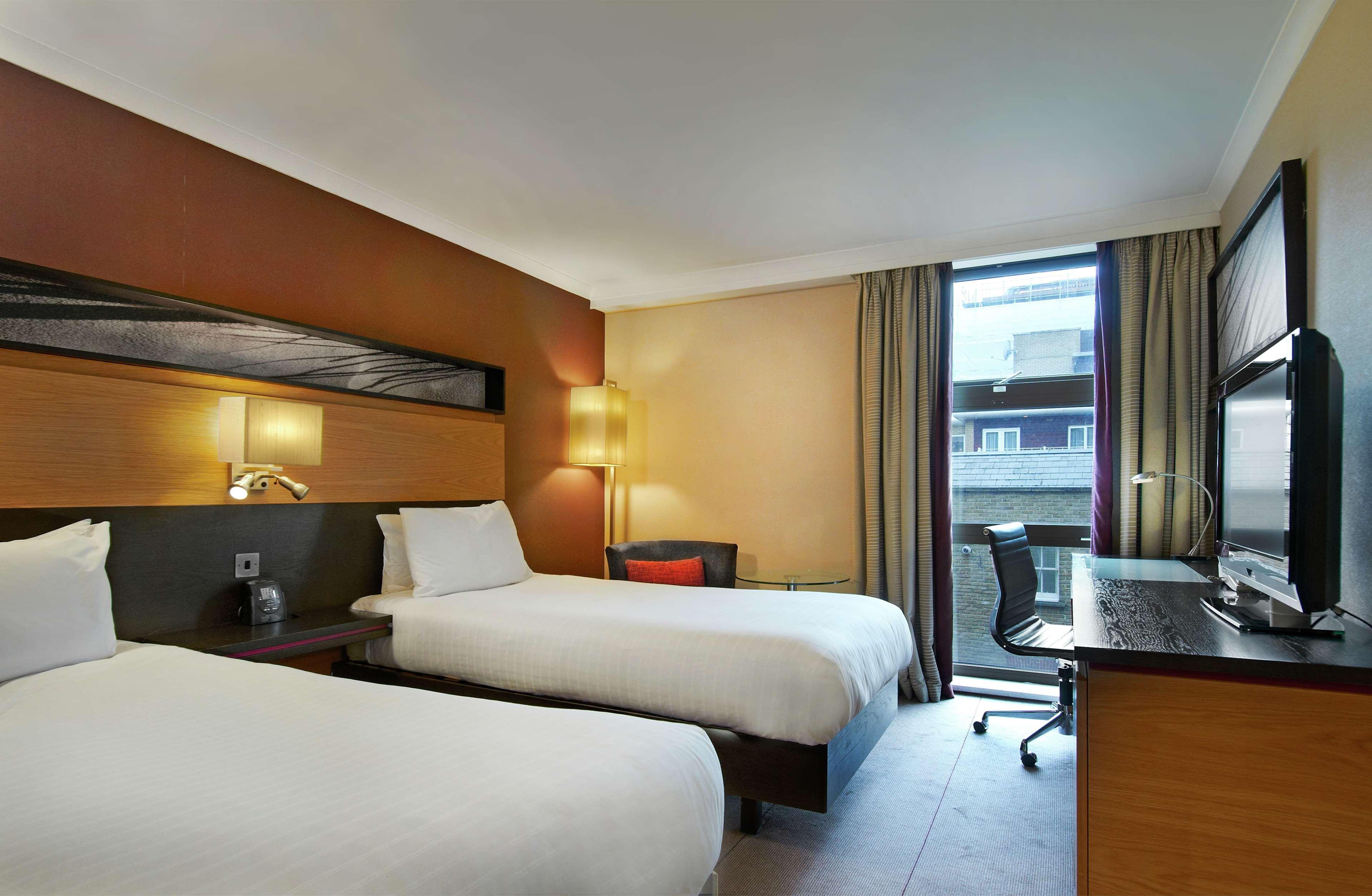 Hilton Kensington 4* Londres