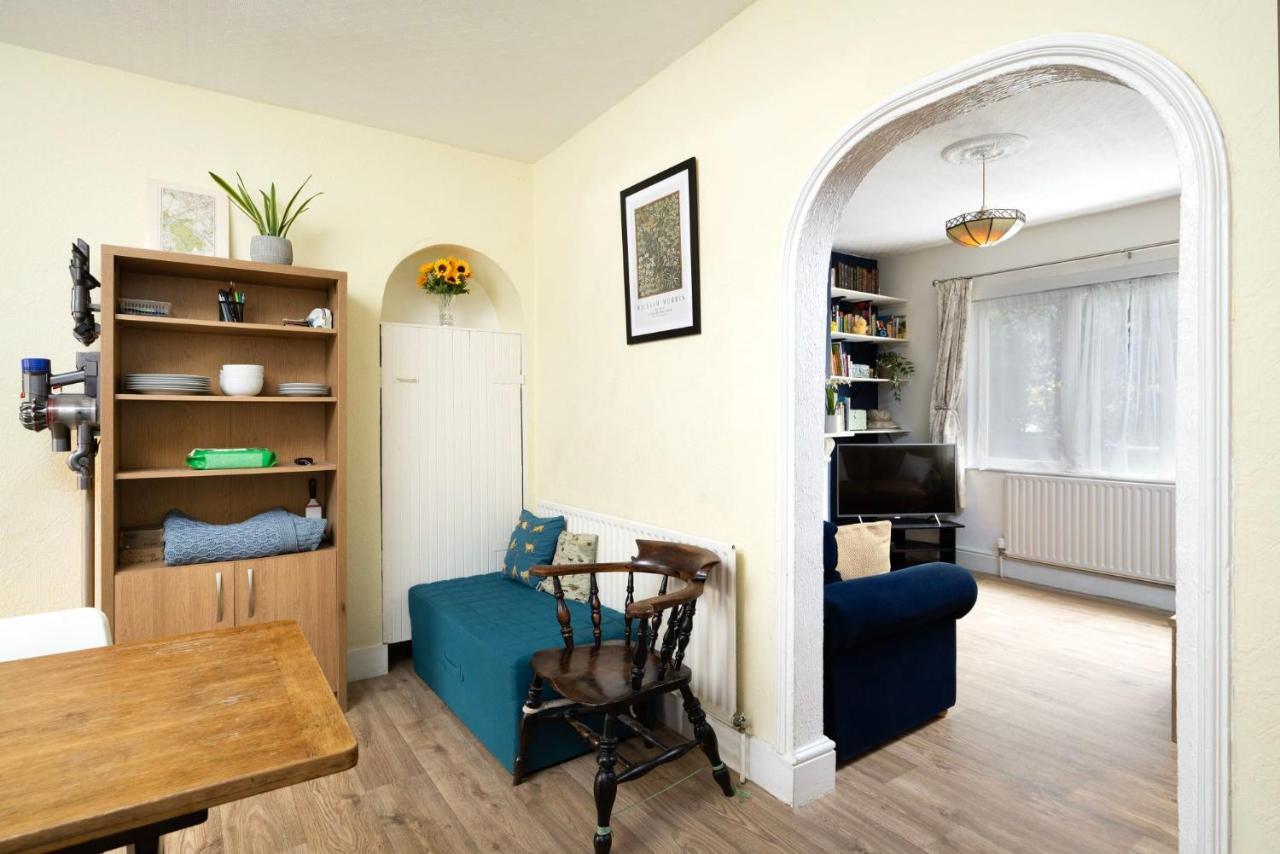Hébergement de vacances 3br House A Perfect Group Getaway Londres
