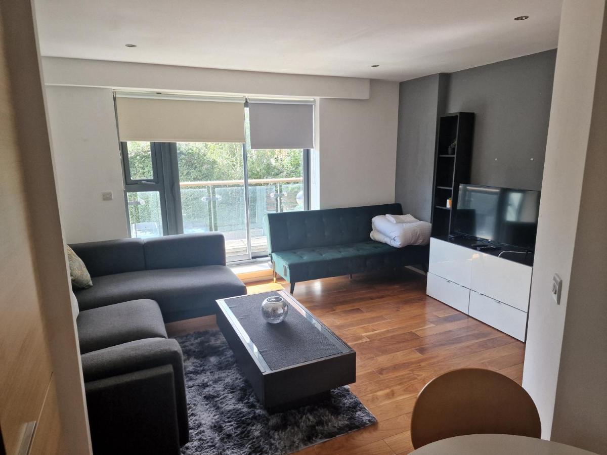 Immaculate 1-bed In Appartement Londen