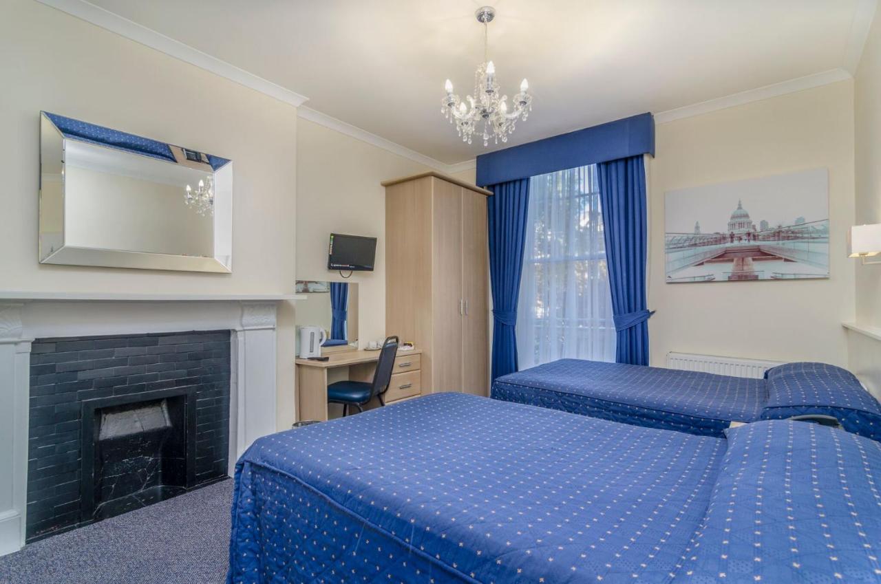 Aaraya Sussex Gardens Londen