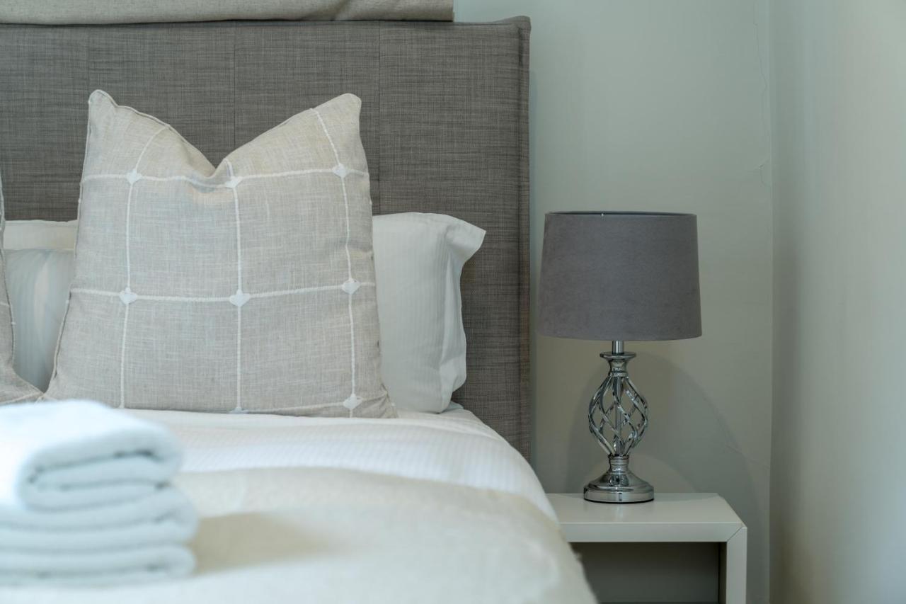 Luxury 2 Bedroom On Portobello Road * Londres