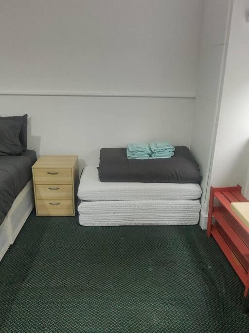 Relaxing Finchley Road Studio
