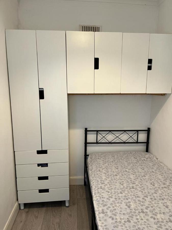 Please Cancel Your Bookings Habitación en casa particular Londres