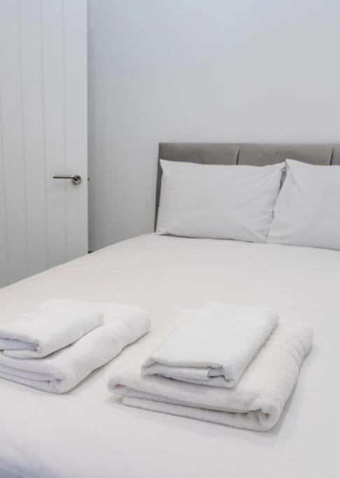 Stylish 2-bed Flat In The Heart Of West Hampstead Apartment *