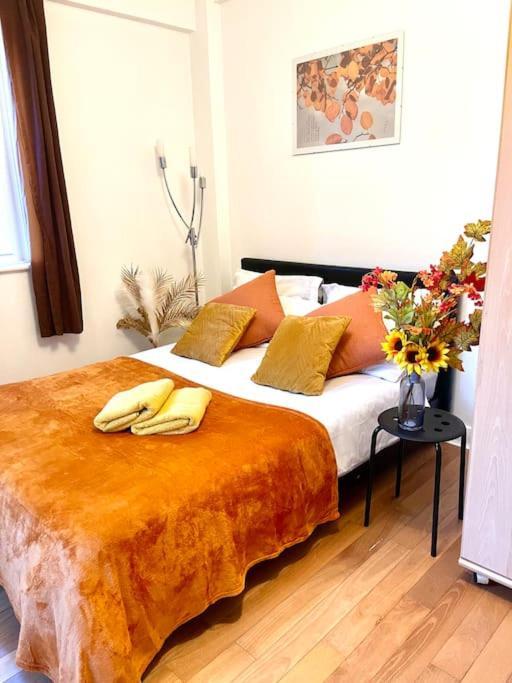 2 Bed Flat Near To Tower Bridge London