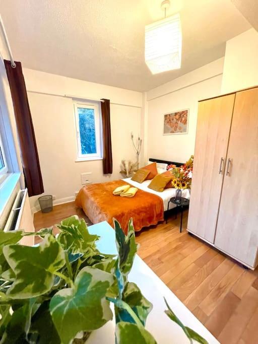 2 Bed Flat Near To Tower Bridge Apartment *