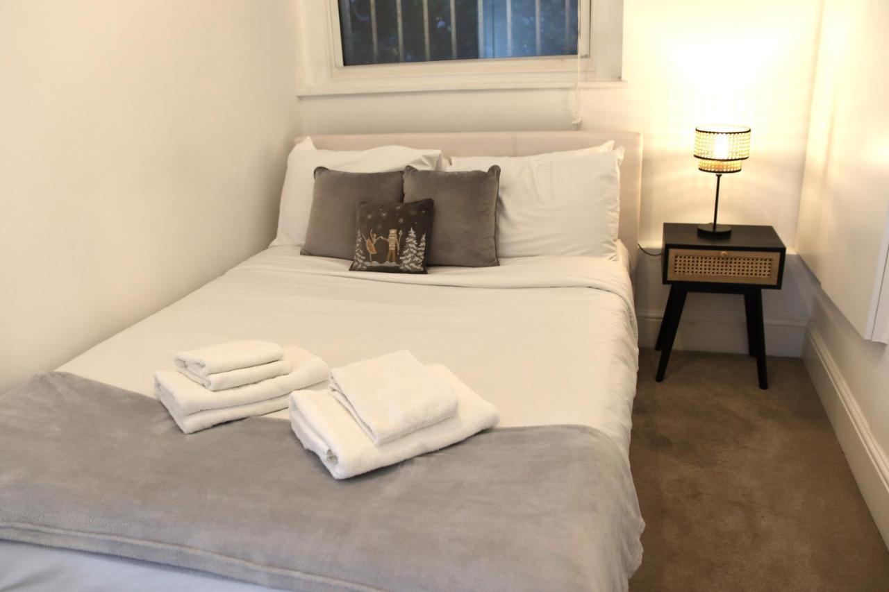 Charming Hyde Park 2bedroom Flat Appartement *