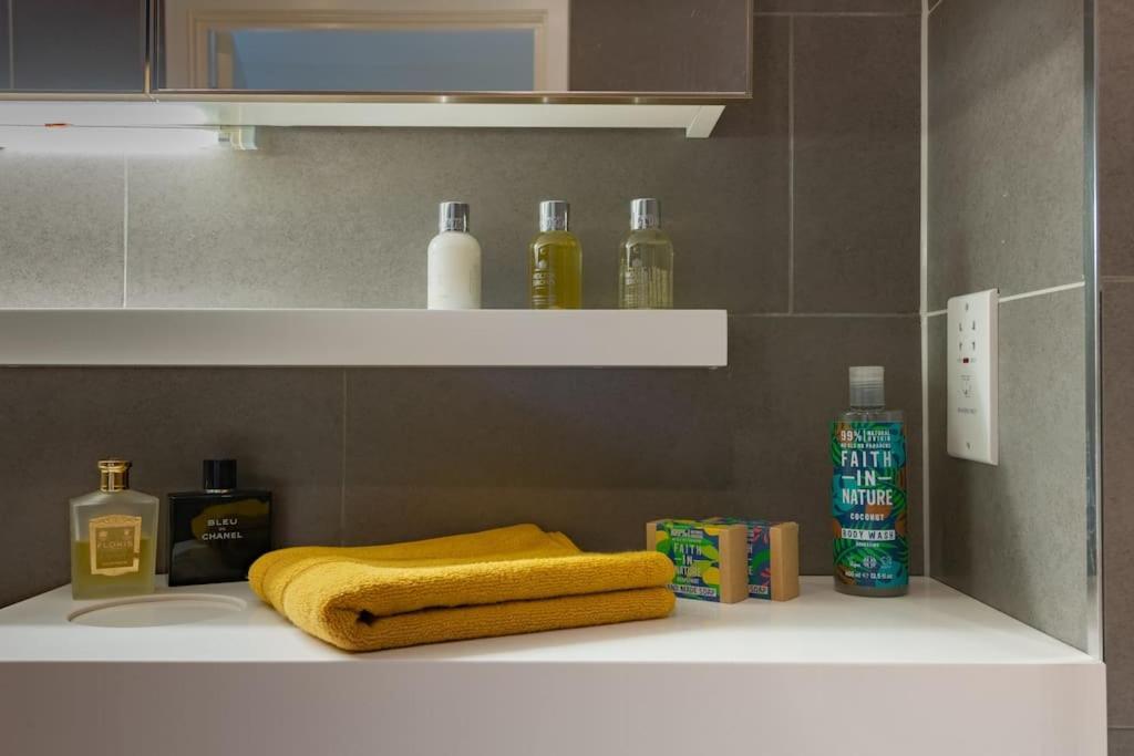Appartement Modern & Comfortable Flat - Tobacco Dock - Wapping