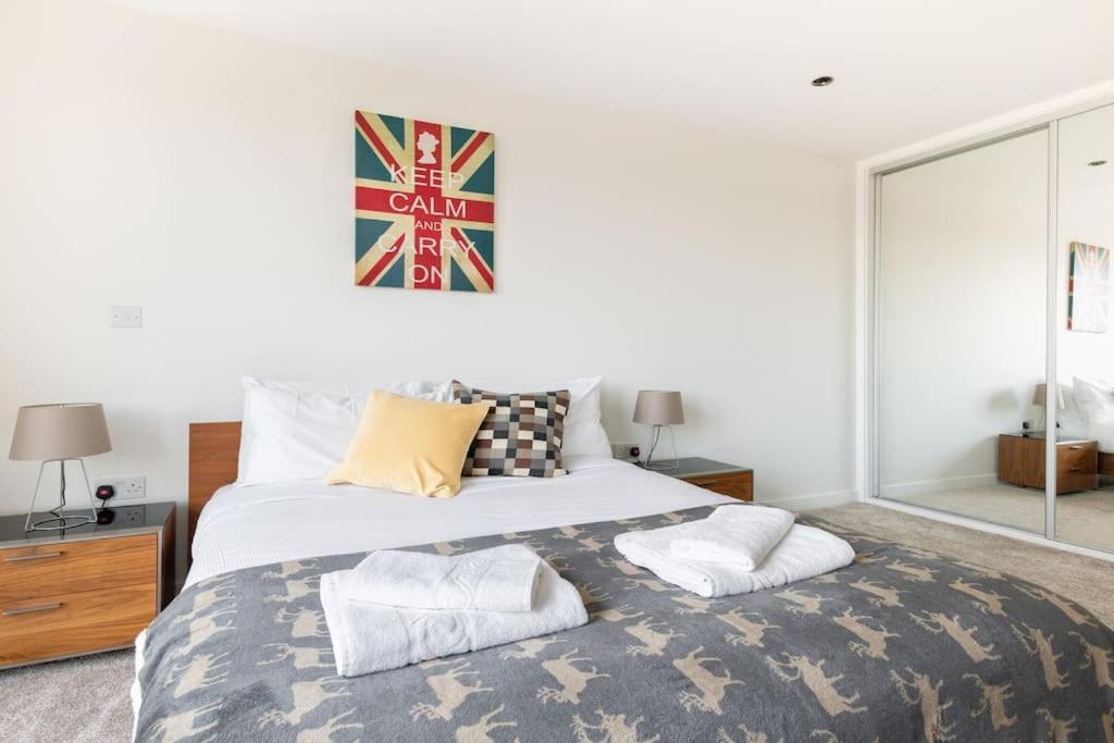 Modern & Comfortable Flat - Tobacco Dock - Wapping Appartement Londres