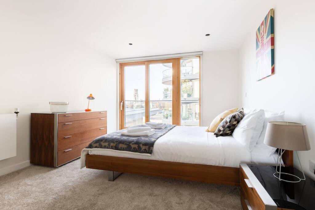 Appartement Modern & Comfortable Flat - Tobacco Dock - Wapping Londres