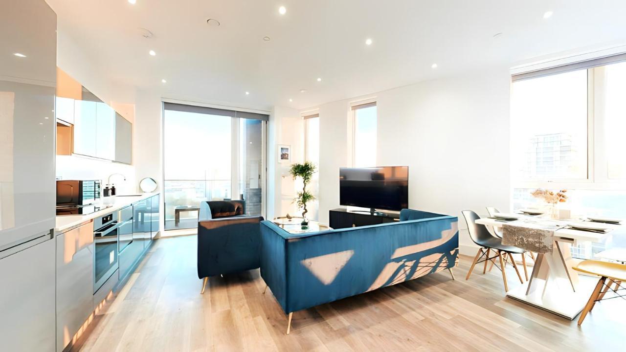 Apartamento View 2-bed Battersea Penthouse - Underground Parking Londres
