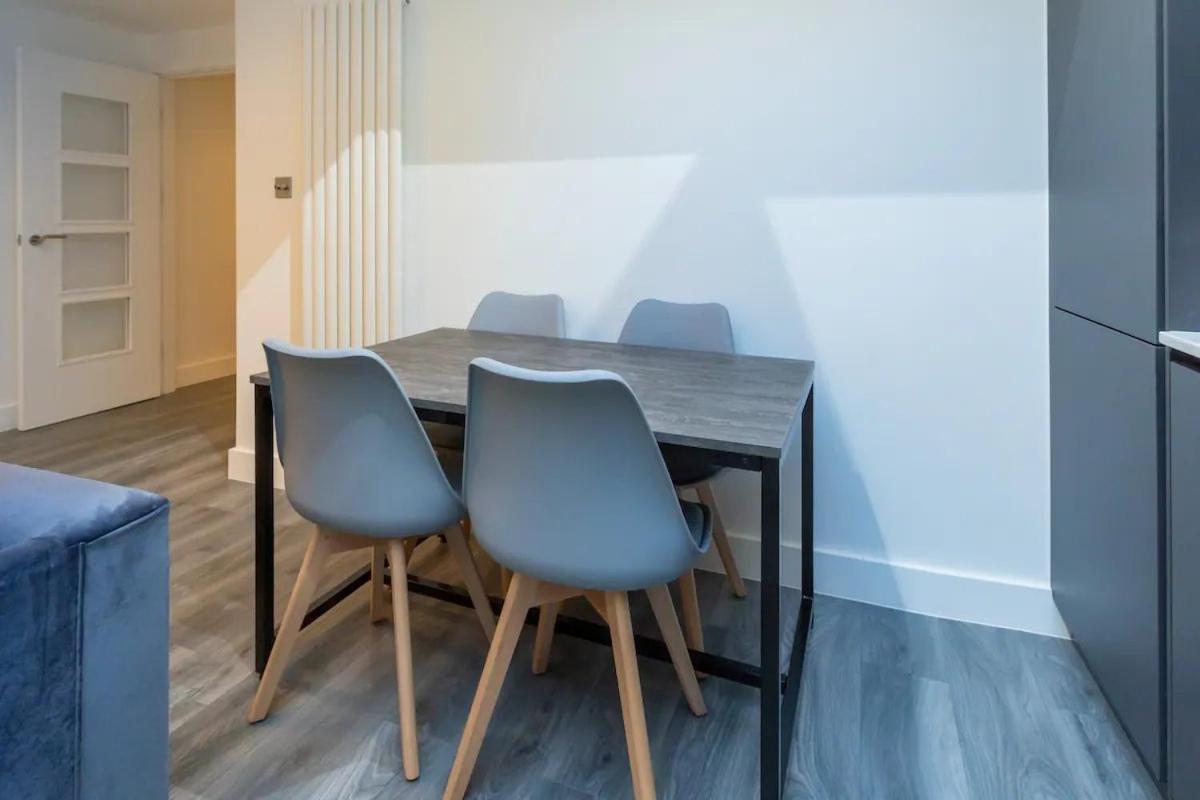 Stylish 2-bed Flat In The Heart Of West Hampstead *