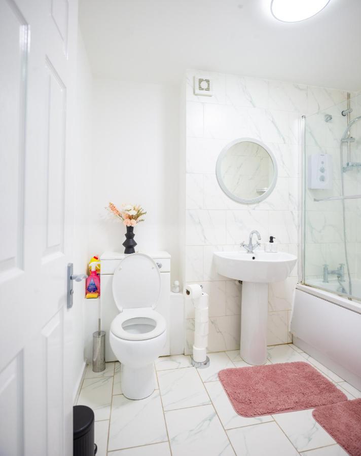 Ferienhaus Spacious House Near Kings Cross London