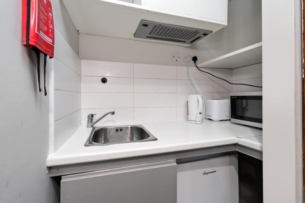Smart Studio Flat *