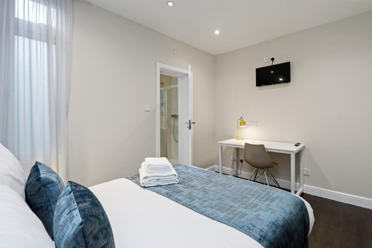 Smart Studio Flat London