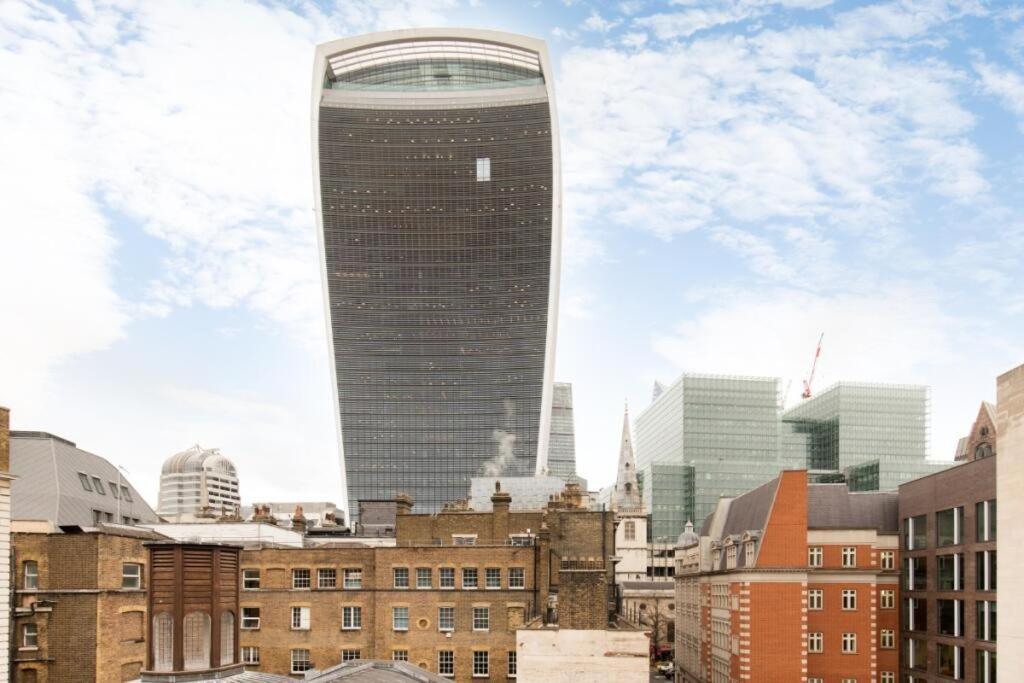 1 Bed With Roof Terrace *