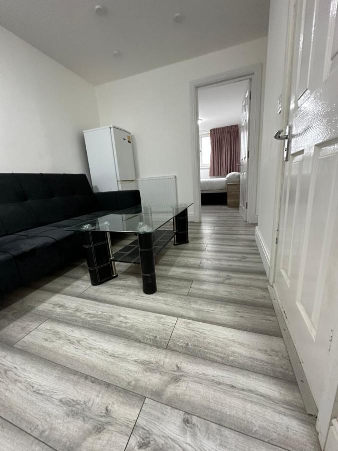 3 Bedroom Bayswater Apartamento *