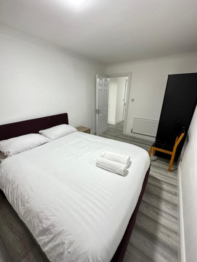 3 Bedroom Bayswater Apartamento