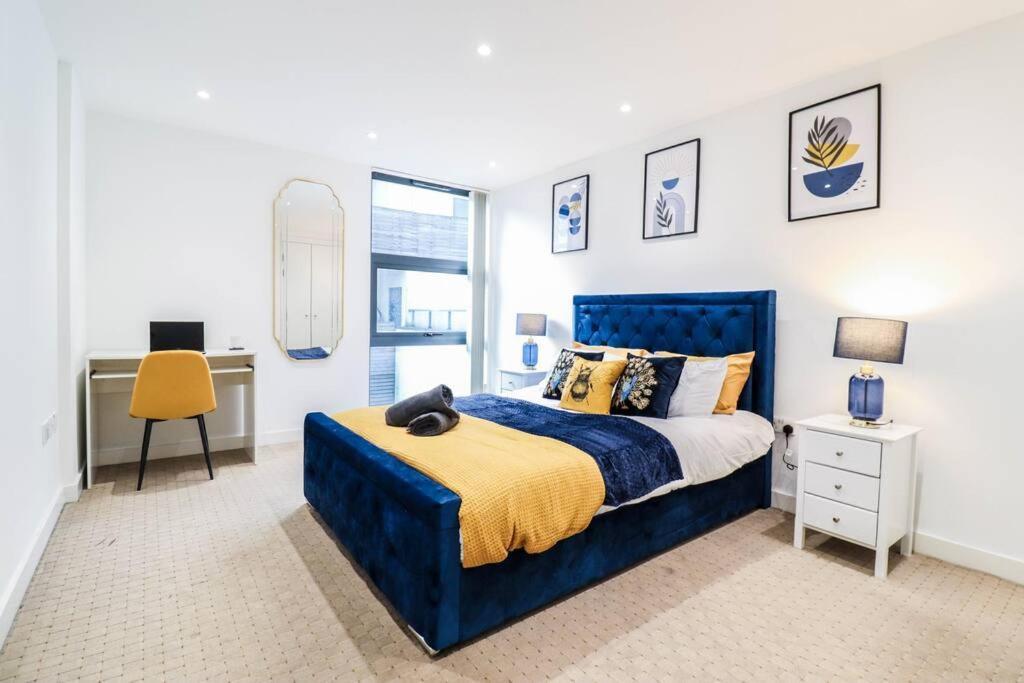 Appartement Canary Wharf-10% Discount-fibre Wifi-5mins To Tube *