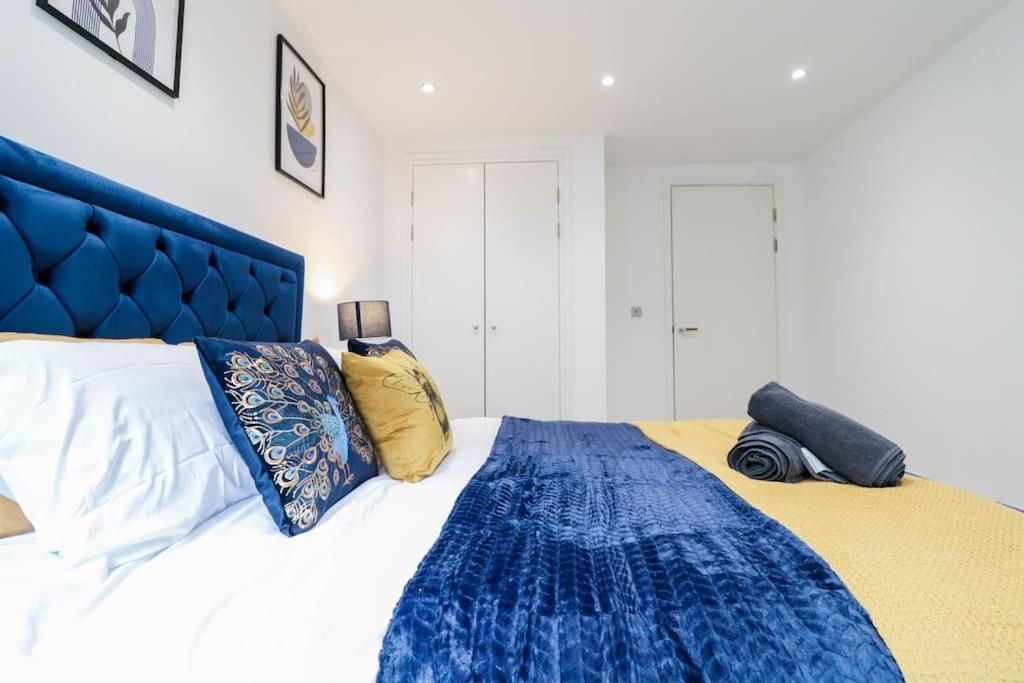 Appartement Canary Wharf-10% Discount-fibre Wifi-5mins To Tube Londres